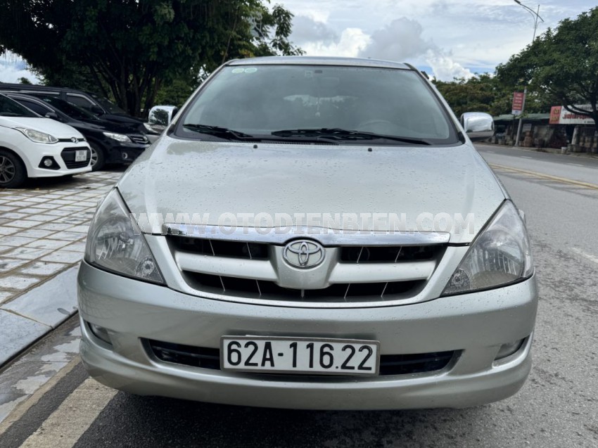 Toyota Innova G