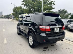 Xe Toyota Fortuner 2.7V 4x4 AT 2011