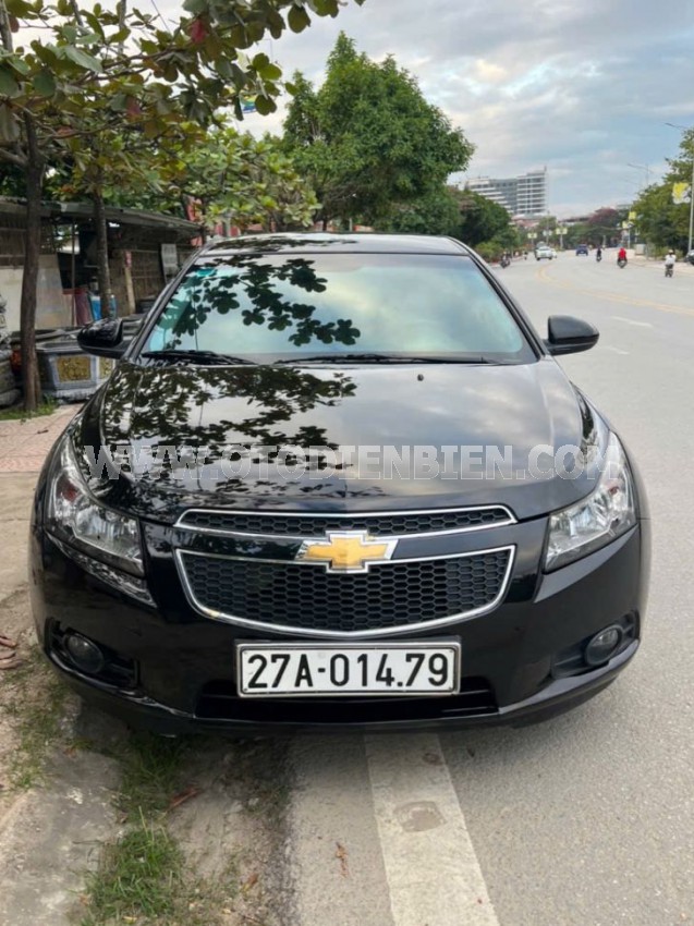 Chevrolet Cruze LS 1.6 MT
