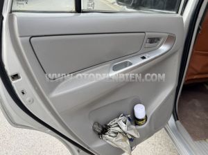 Xe Toyota Innova J 2009