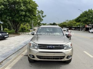 Xe Ford Everest 2.5L 4x4 MT 2014