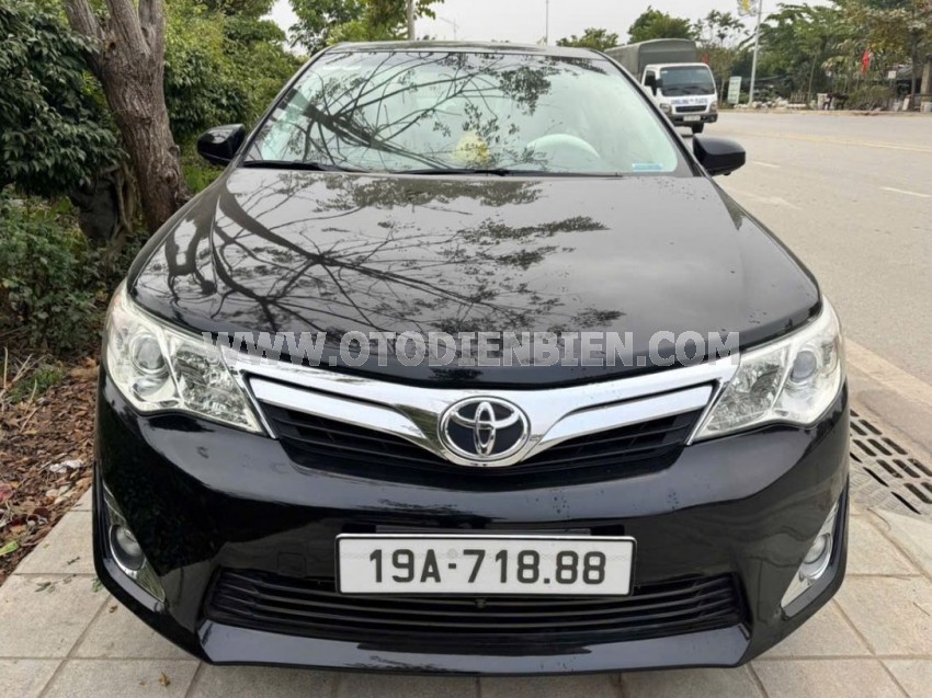 Toyota Camry LE 2.5