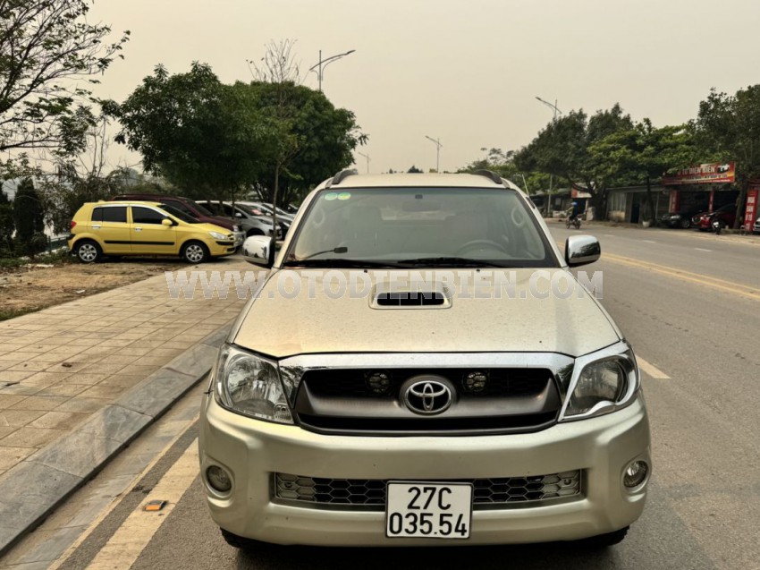 Toyota Hilux 3.0G 4x4 MT 2010