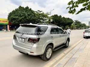 Xe Toyota Fortuner 2.7V 4x4 AT 2010