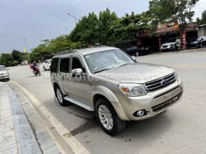 Xe Ford Everest 2.5L 4x4 MT 2014